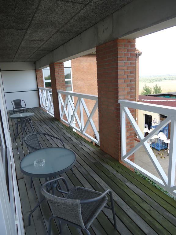 Greenline Hotel Hellfeld Neubrandenburg Exteriör bild